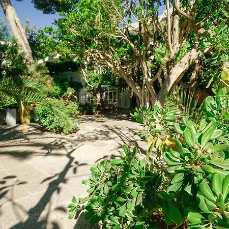 Houm Nets - Adults Only Hotel